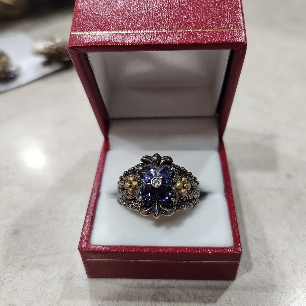 Barbara Bixby Solid
Sterling Silver 18K Gold
Amethyst Topaz Flower
Ring size 10 - Picture 3 of 10